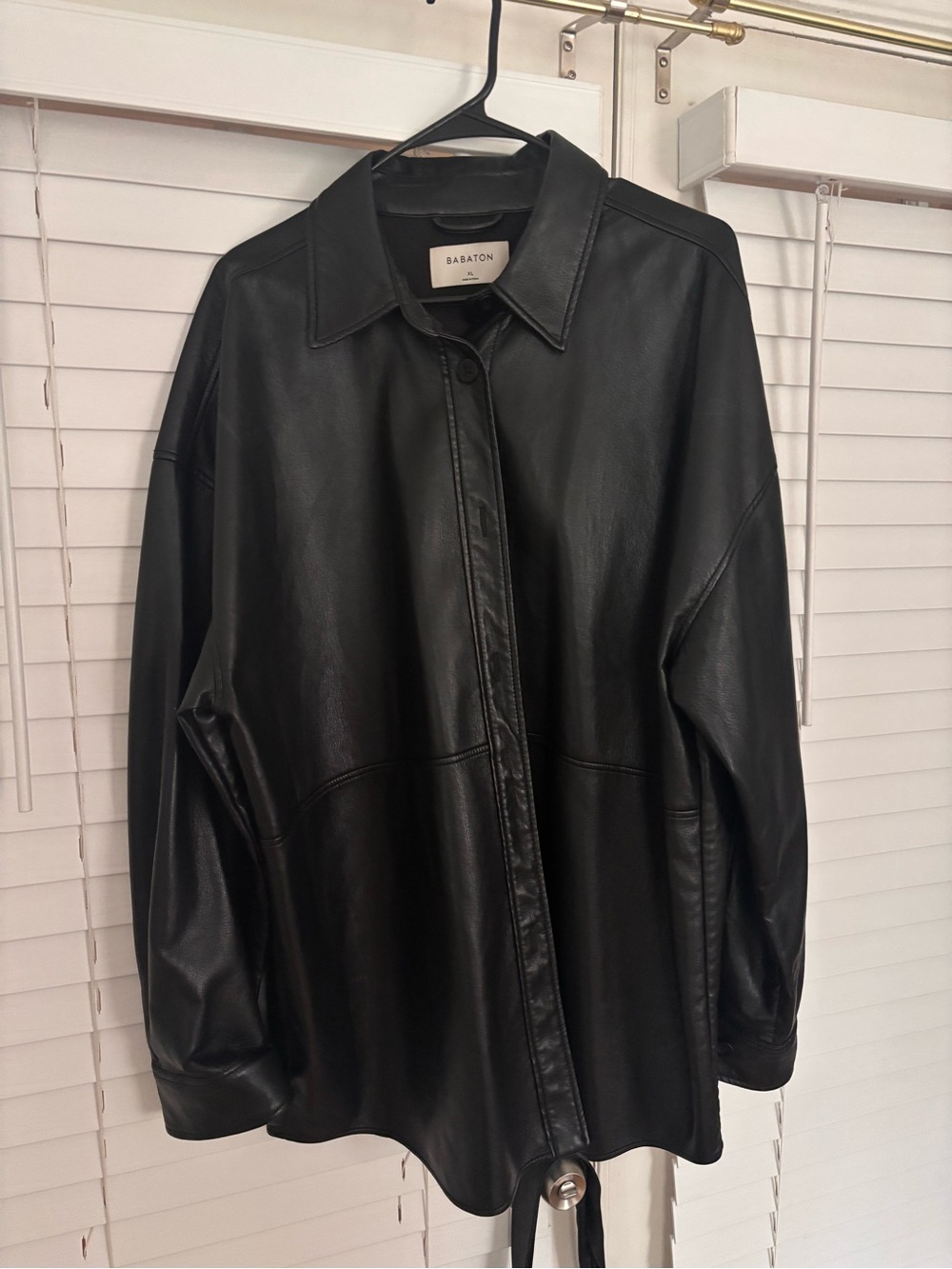 Aritzia babaton black leather shirt jacket